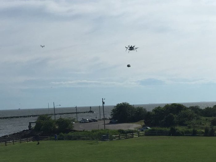 3D打印無人機用途_Flirtey用3D打印無人機進行物質(zhì)運輸