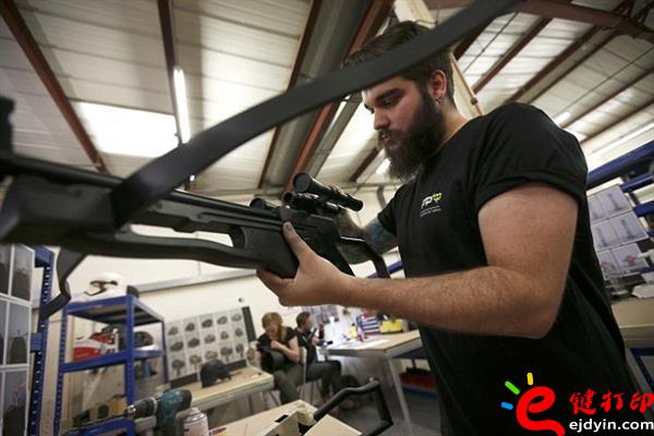 星際迷航中的3D打印道具,3D打印技術(shù)新應(yīng)用之3d打印電影影視道具_有哪些優(yōu)缺點